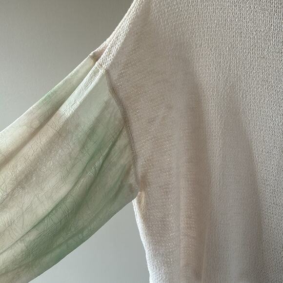 BLU PEPPER - DESIGNED IN CALIFORNIA TIE-DYE SLEEVE KNIT TOP SIZE MEDIUM - Picture 5 of 11